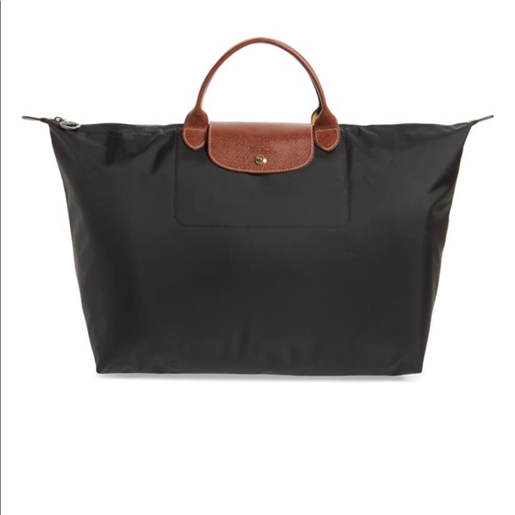 Longchamp Handbags - Longchamp Overnighter Lepliage Tote